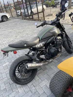 Kawasaki Z900RS 2023 Green
