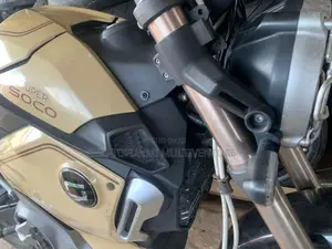Motorcycle 2020 Beige