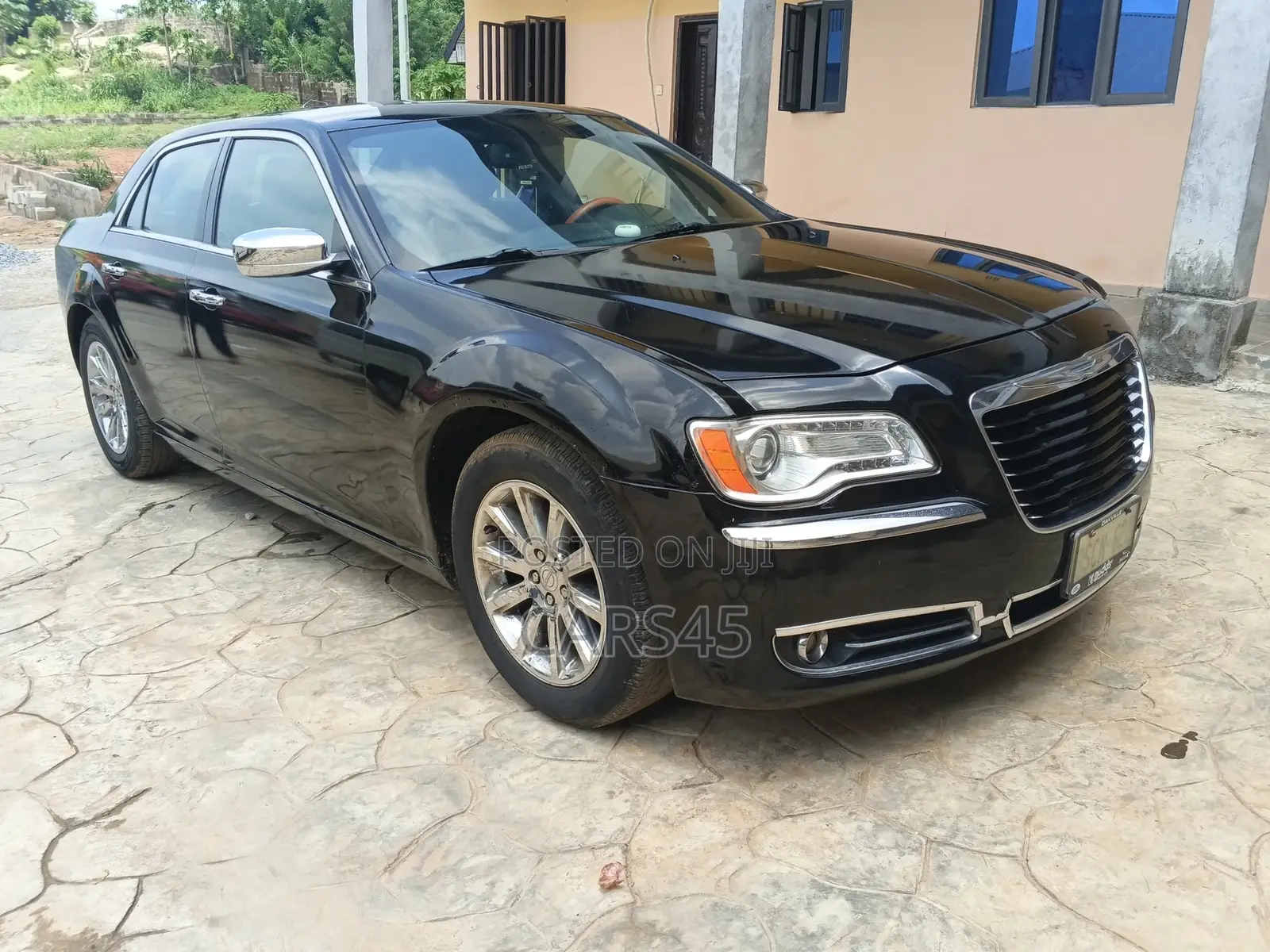 Chrysler 300C 2012 Black