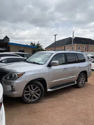 Lexus LX 570 AWD 2013 Silver