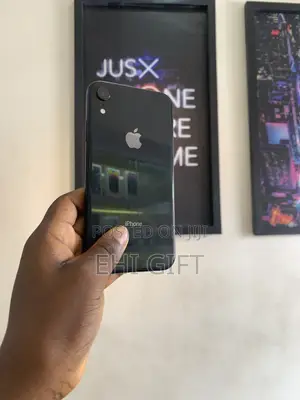 Apple iPhone XR 64 GB Black