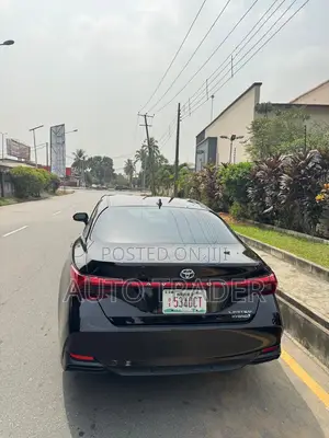 Toyota Avalon 2020 Black