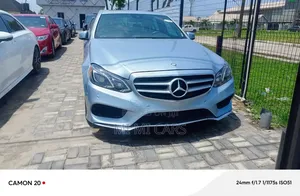 Mercedes-Benz E350 Base 4Matic Sedan AWD (3.5L 6cyl 7A) 2016 Blue