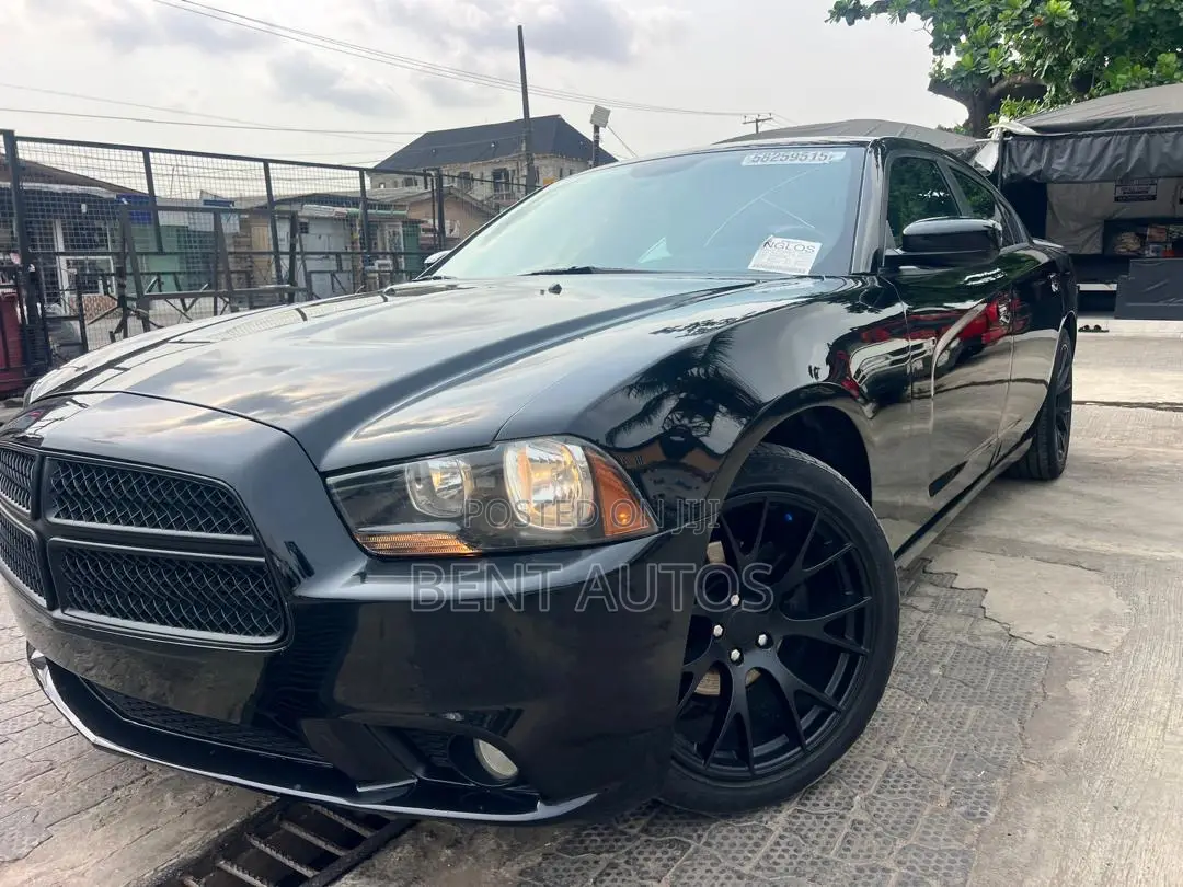 Dodge Charger 2012 Black