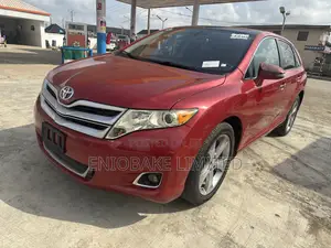 Toyota Venza XLE FWD V6 2013 Red