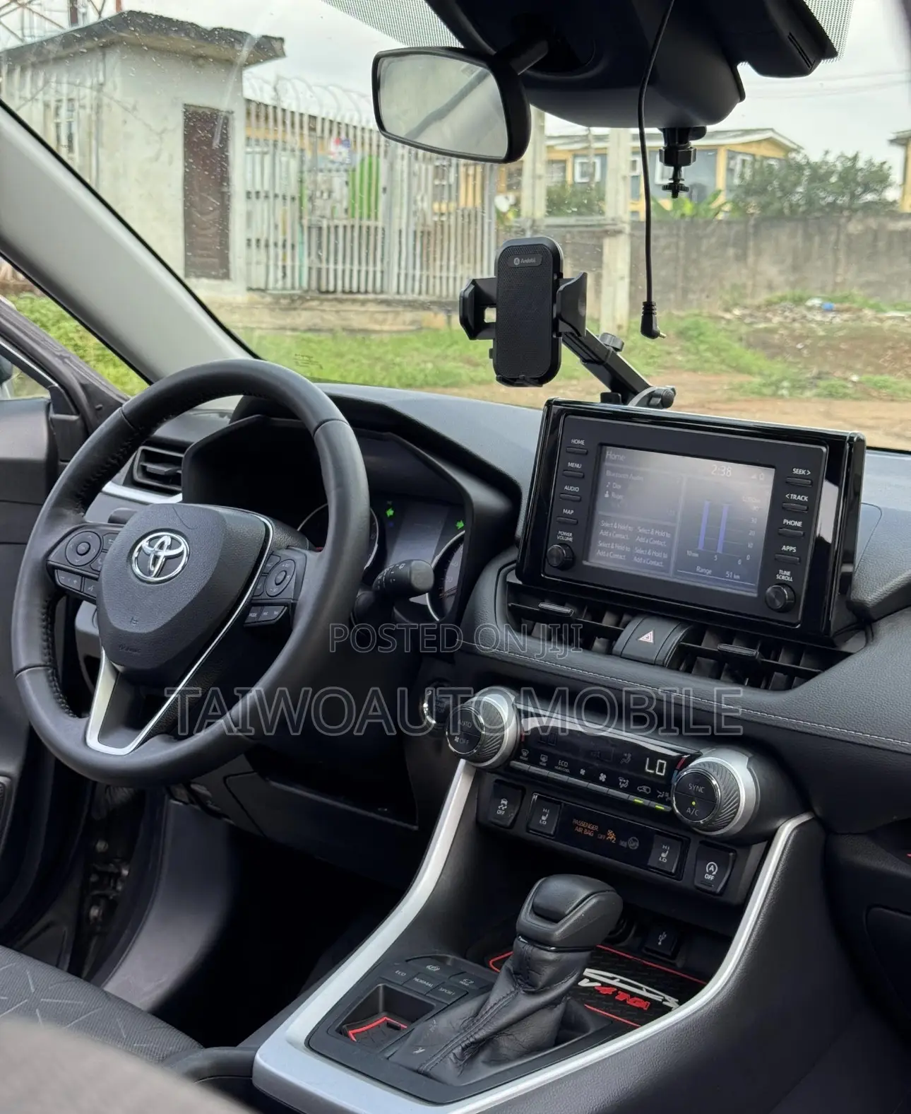 Toyota RAV4 2021 Gray