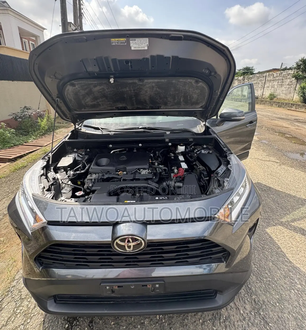 Toyota RAV4 2021 Gray