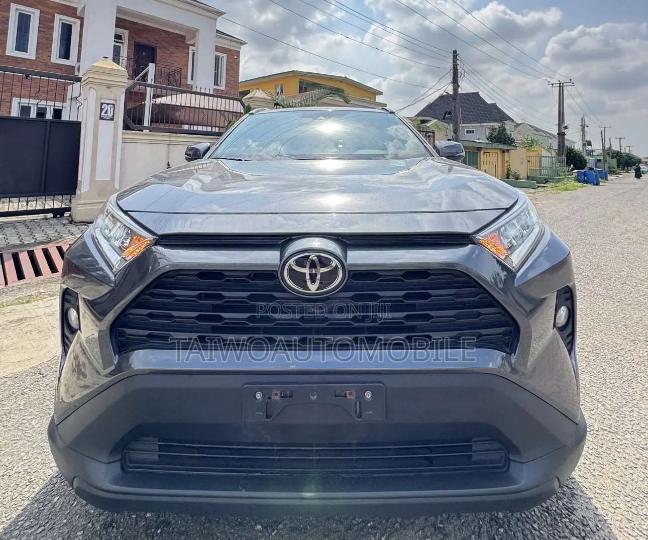 Toyota RAV4 2021 Gray