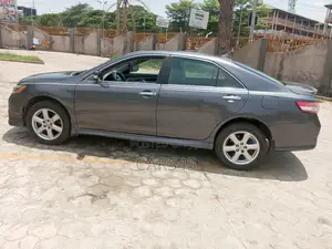 Toyota Camry 2009 Gray