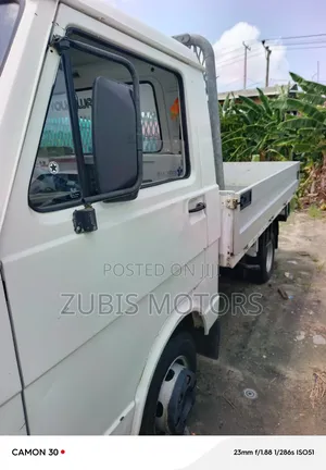 Volkswagen LT 2000 White
