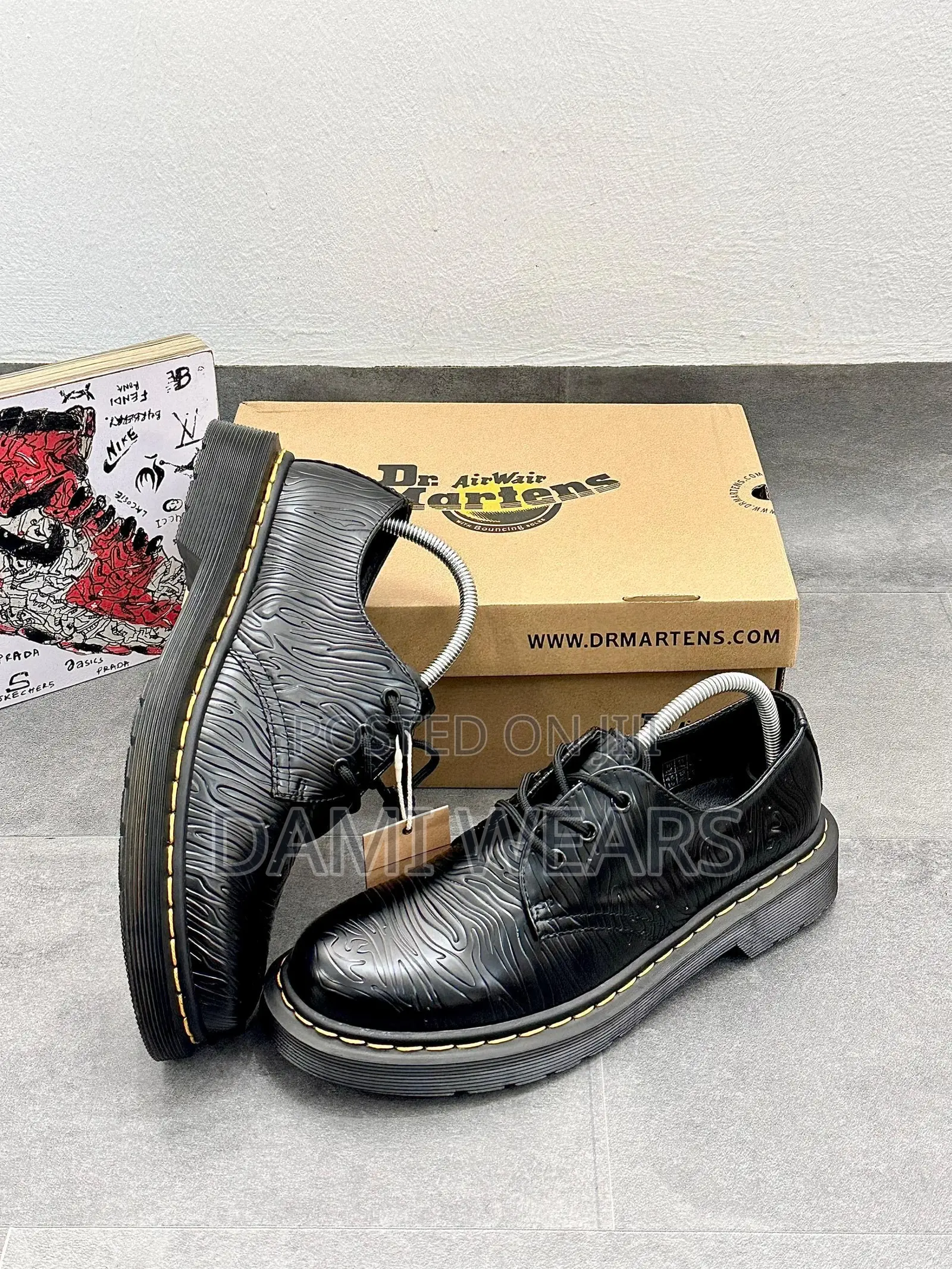 Dr Martens Zebra