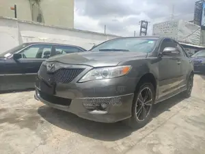 Toyota Camry 2009 Gray