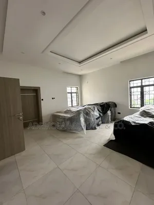 6bdrm Duplex in Mini Estate, Guzape District for sale