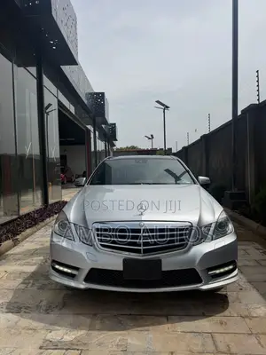 Mercedes-Benz E350 Base 4dr 4Matic Sedan AWD (3.5L 6cyl 7A) 2012 Silver