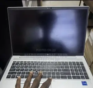 Laptop HP EliteBook 850 8GB Intel SSD 512GB