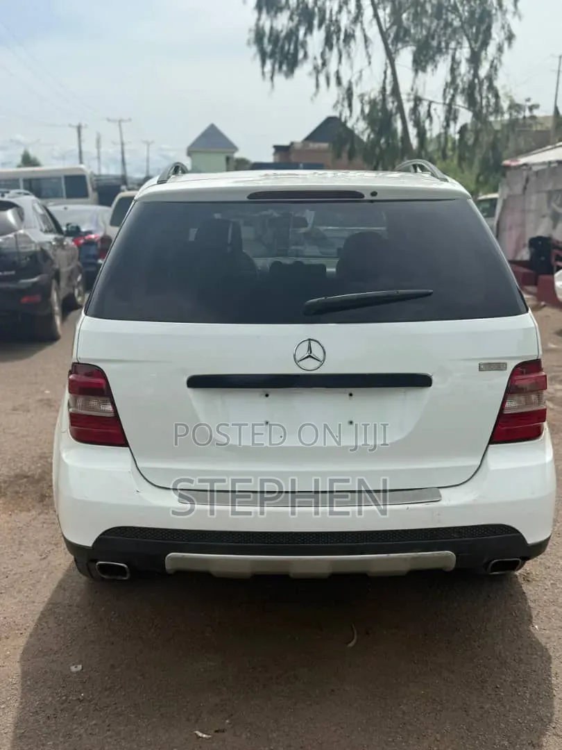Mercedes-Benz M Class 2010 White