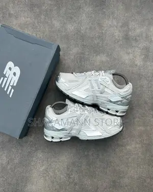 Original New Balance 1906 Silver