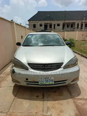 Toyota Camry LE V6 4dr Sedan (3.0L 6cyl 4A) 2002 Silver