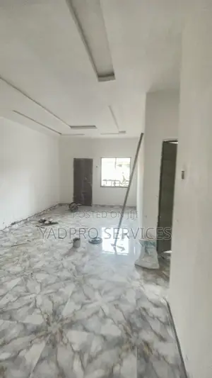 Furnished Mini Flat in Mafoluku for rent
