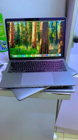 Laptop Apple MacBook Pro 2019 16GB Intel Core i7 SSD 512GB