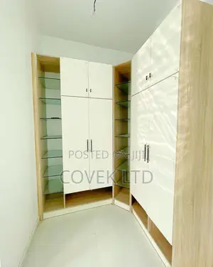 4bdrm Townhouse / Terrace in Creeklane Estate, for rent