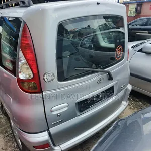 Toyota Yaris Verso 1.5 2006 Silver
