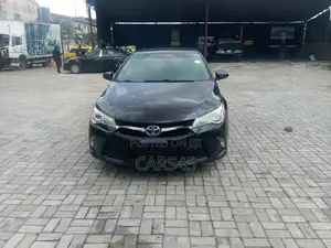 Toyota Camry 2016 Black