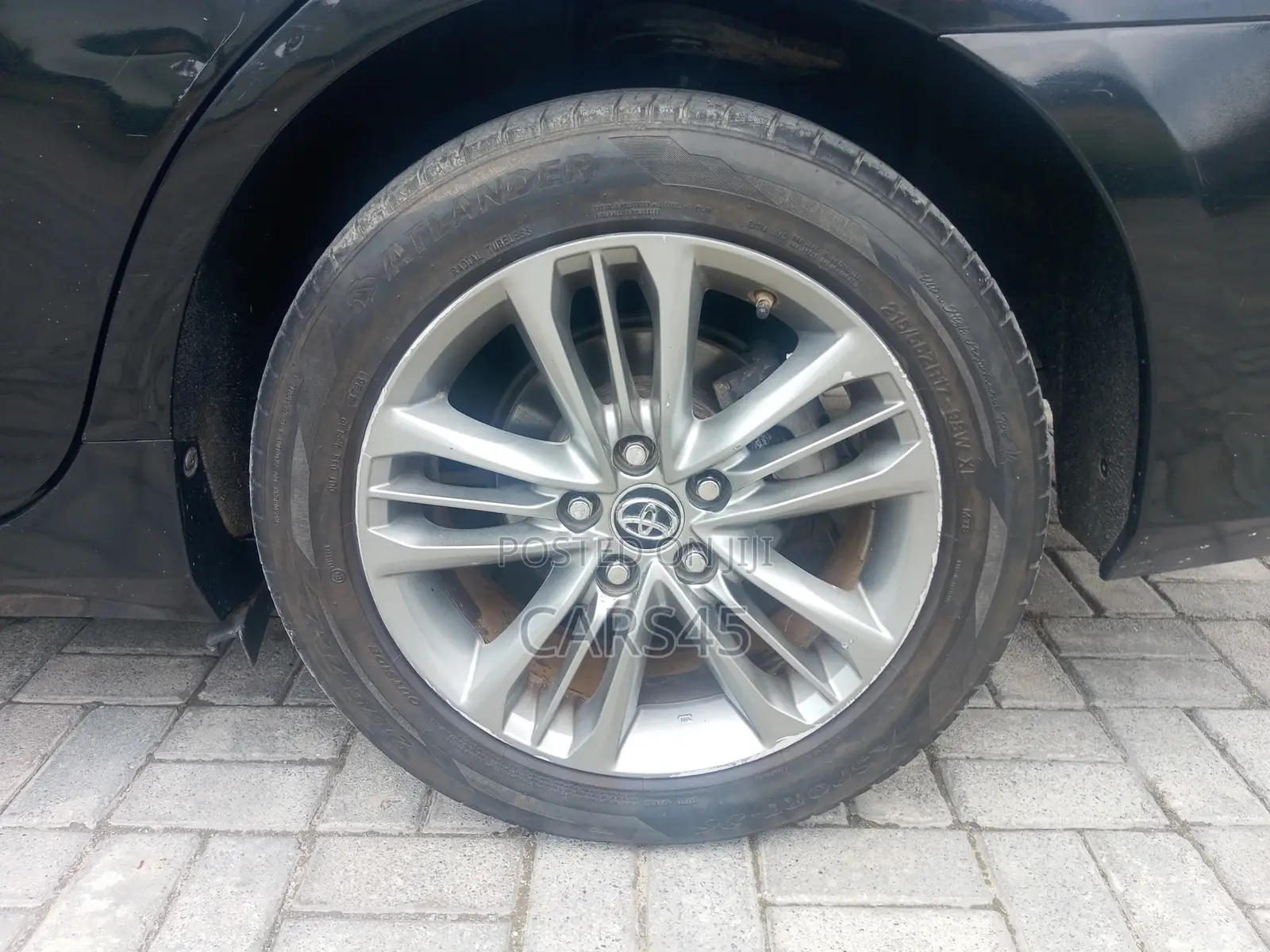 Toyota Camry 2016 Black