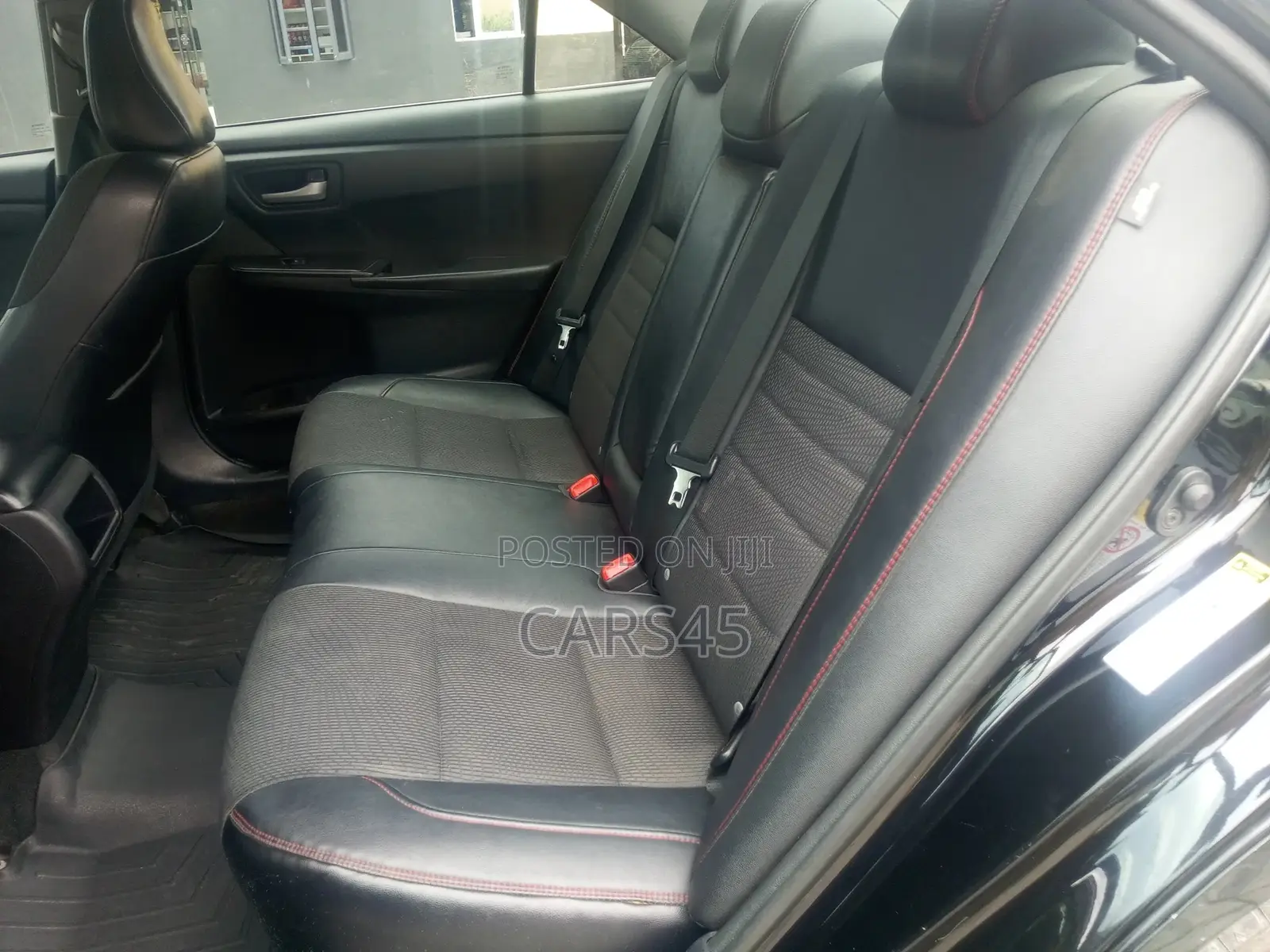 Toyota Camry 2016 Black