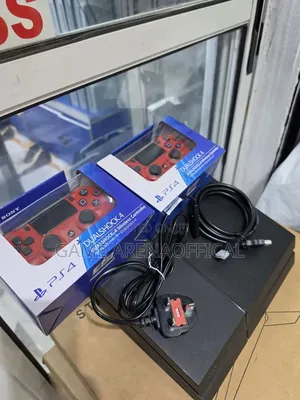 Ps4 Fat + 2 Pads + Installed Popular Games