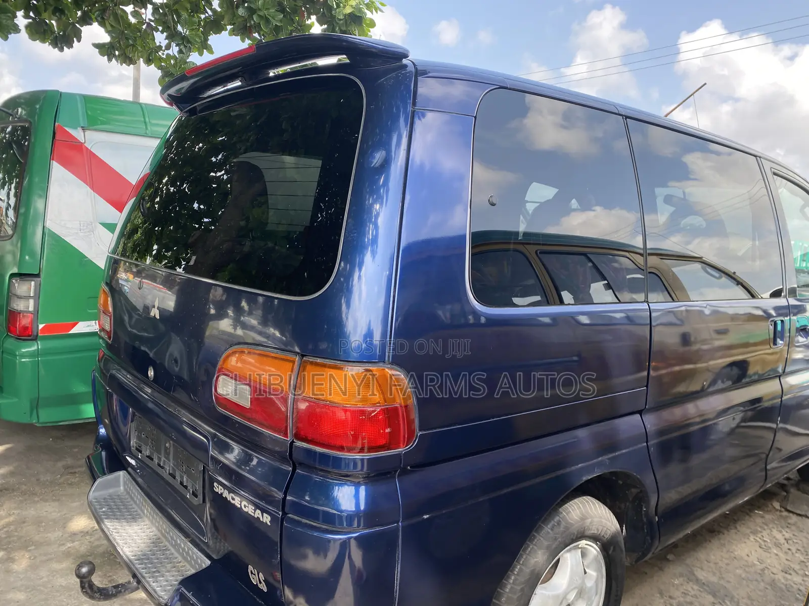 Mitsubishi Space Gear 2003 Blue