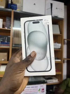 New Apple iPhone 15 128 GB Black