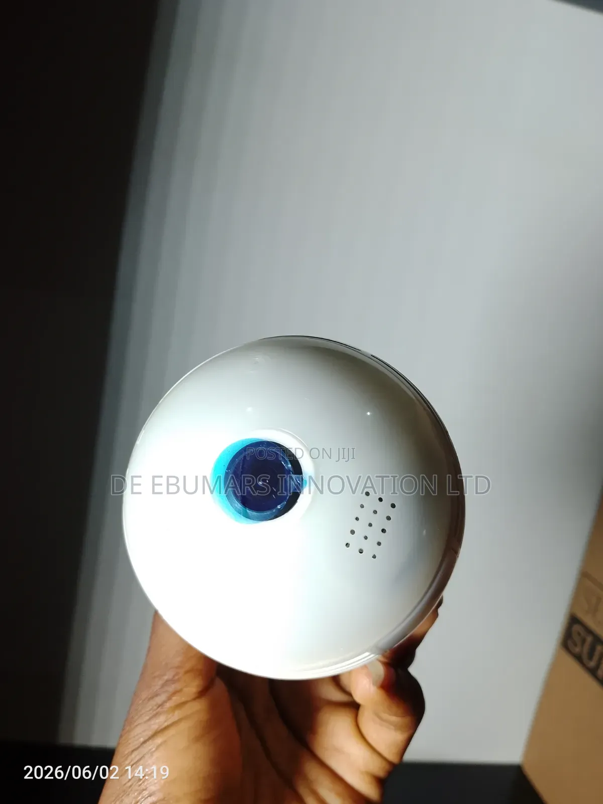 Wi-Fi Smart Bulb Camera
