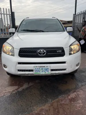 Toyota RAV4 2007 White