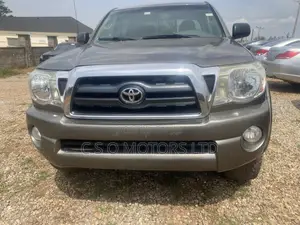 Toyota Tacoma PreRunner Access Cab 2009 Gray