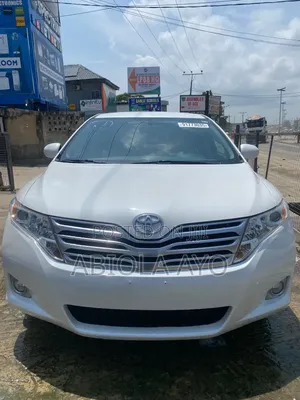 Toyota Venza LE 2009 White