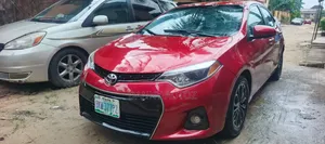 Toyota Corolla 2016 Red