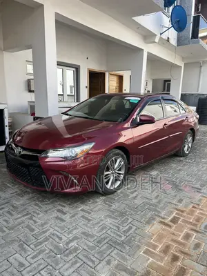 Toyota Camry SE 4dr Sedan (2.5L 4cyl 6A) 2016 Red