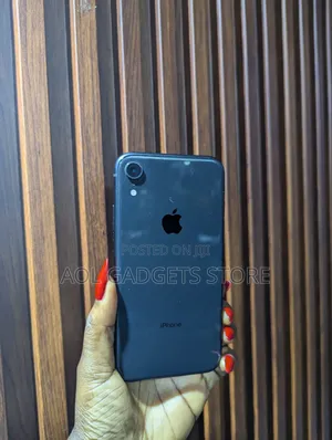 Apple iPhone XR 64 GB Black