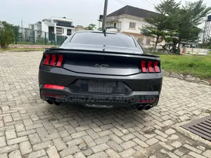 Ford Mustang 2024 Black