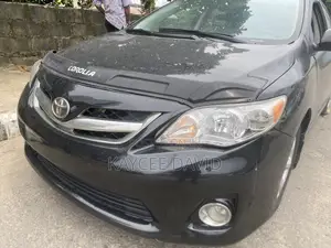 Toyota Corolla LE 4dr Sedan (1.8L 4cyl 4A) 2012 Black