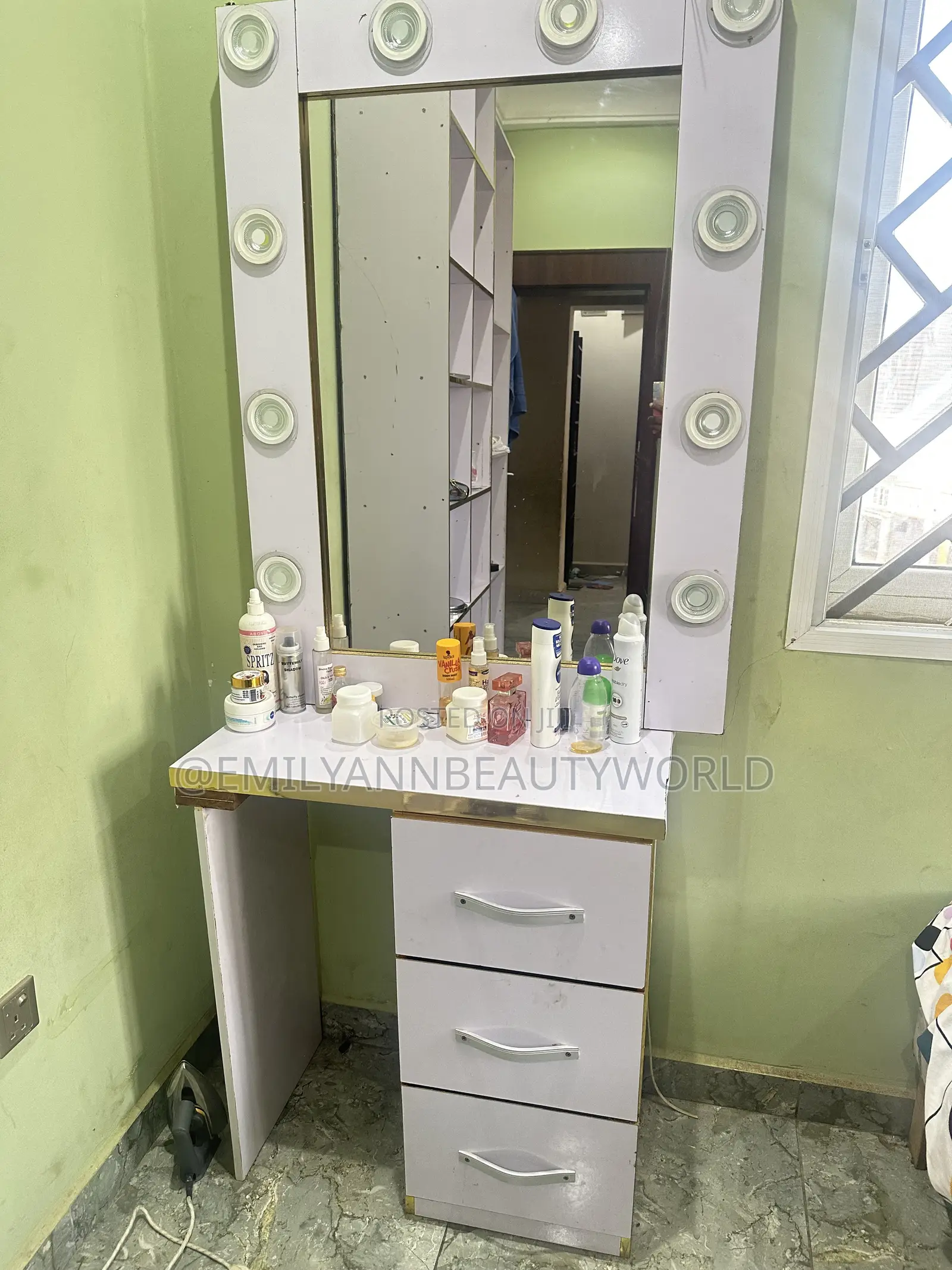 Makeup Mirror