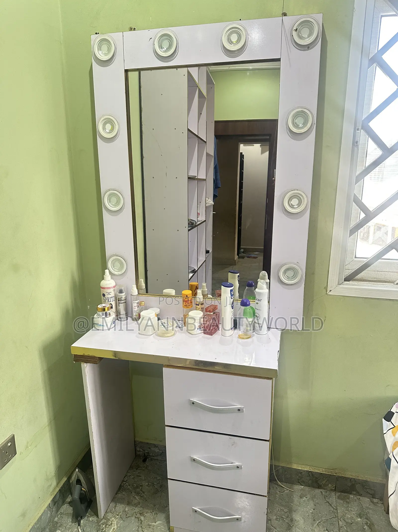 Makeup Mirror