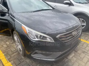 Hyundai Sonata Sport 2.0T Sedan FWD (2.0L 4cyl 6A) 2016 Black
