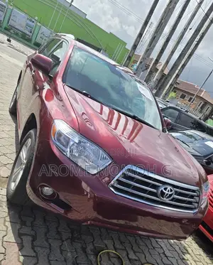 Toyota Highlander 2010 Red