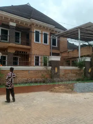 Furnished 5bdrm Duplex in Opic Estate, Kosofe for sale