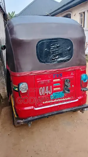 TVS King Deluxe Plus iTouch Start 2019 Red