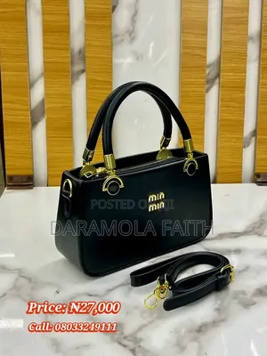 New Women's Handbag, Stylish and Trendy.Black Colour