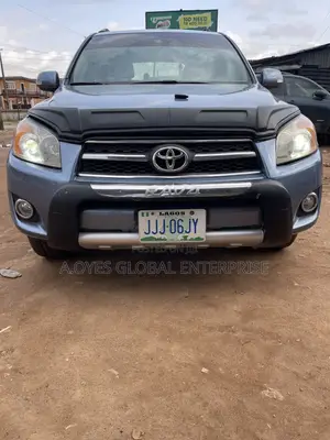 Toyota RAV4 2010 Blue