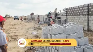 Solar City Apo